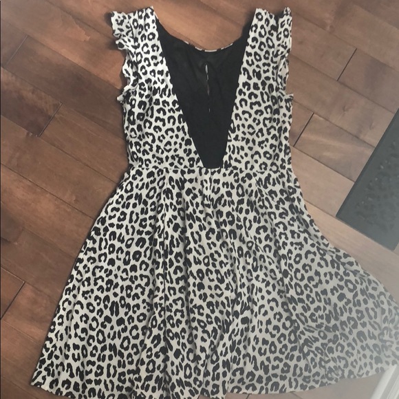 NWT Express low back Leopard print dress - Picture 2 of 6